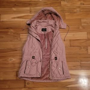 NWT Faux fur vest